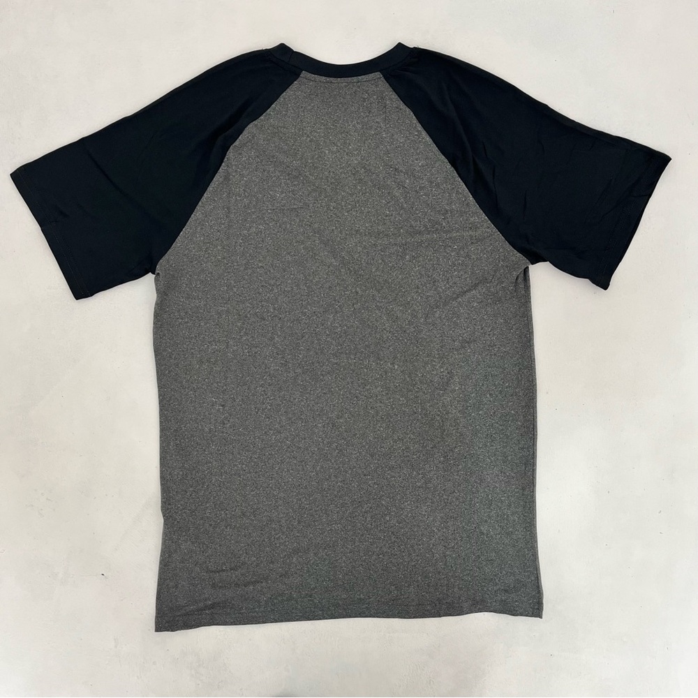 NFL Ultra Game Mens Medium T-Shirt Black Gray Dallas Cowboys Short Sleeve NWT - Picture 8 of 10